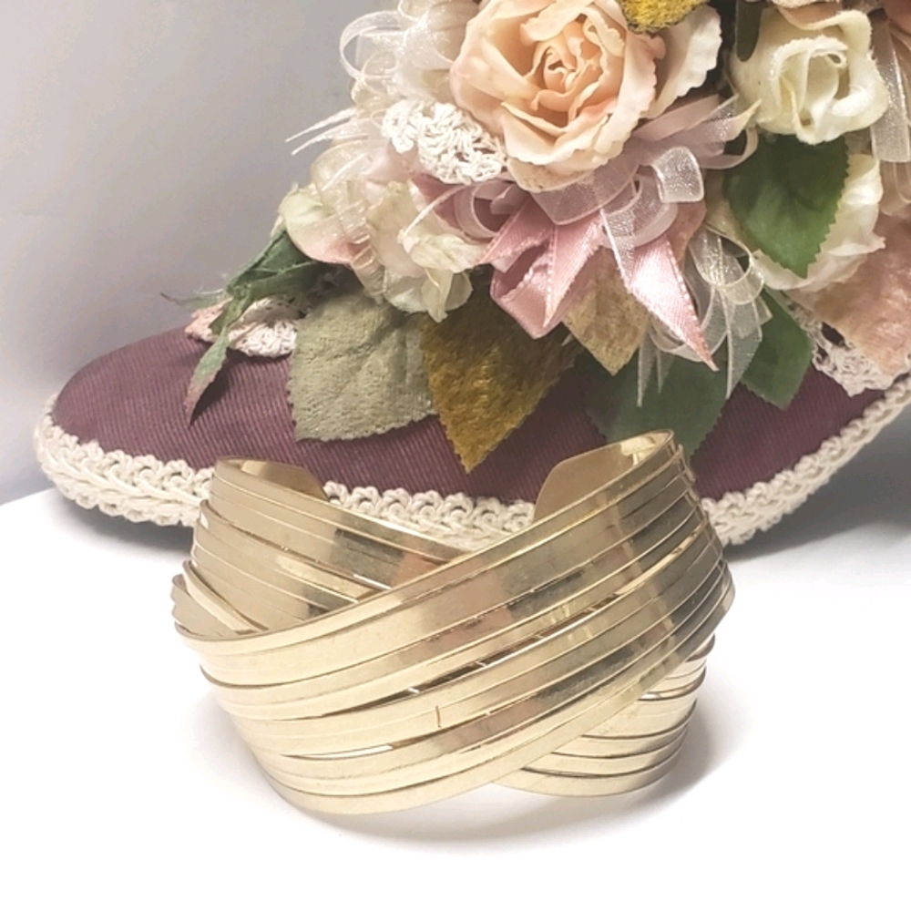 Unique Gold tone Cuff Bracelet
